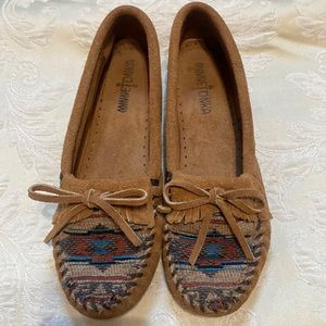 Minnetonka Moccasins in Traditional Nubuck and Southwestern design